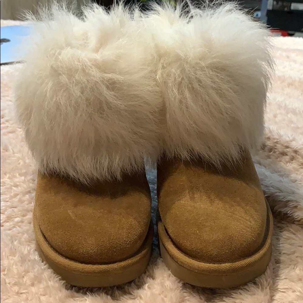 Uggs - image 3